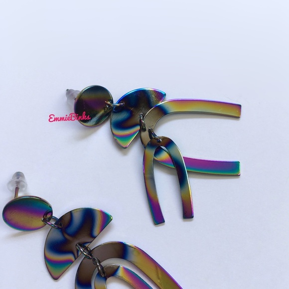 💥3for$28 New Oil Slick Holographic Rainbow Cutout Drop Earrings - Picture 5 of 10